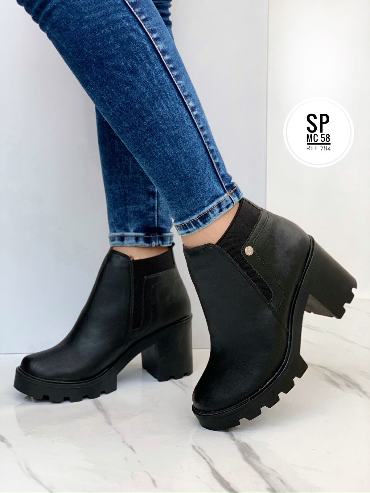 👢 ✨Botín Caless – Estilo y Comodidad en Cada Paso ✨🚶‍♀️